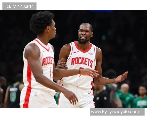 杜兰特谈马刺防守策略称意外包夹需传球精准避免失误 杜兰特谈马刺防守策略称意外包夹需传球精准避免失误