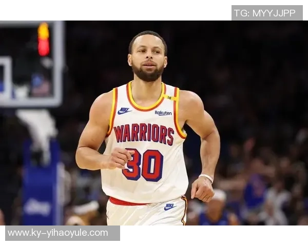 五年前的今天库里狂轰62分创下个人单场得分新高 五年前的今天库里狂轰62分创下个人单场得分新高